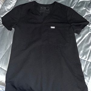 Figs XS Black One Pocket Catarina Top